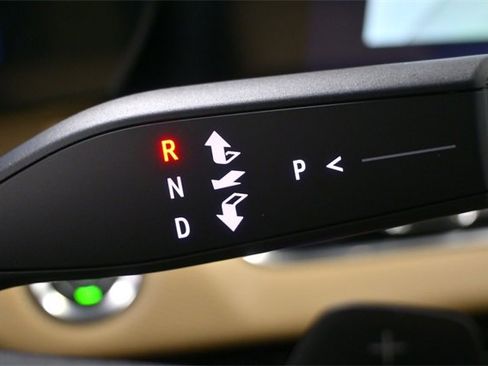 New 2026 Chevrolet Equinox ACTIV w/ Convenience Package III image 24