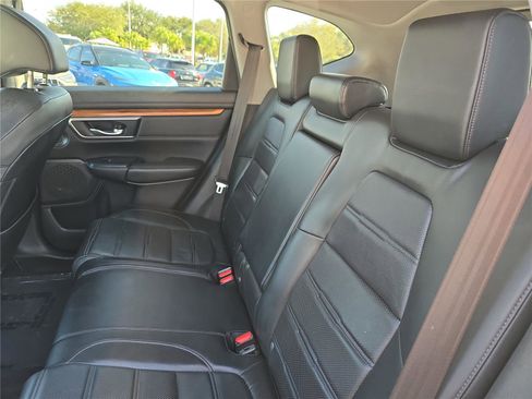 Used 2019 Honda CR-V Touring image 10