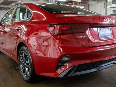 Used 2024 Kia Forte LXS w/ LXS Technology Package FWD image 8