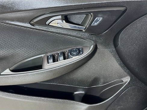 Certified 2025 Chevrolet Malibu LT FWD image 16