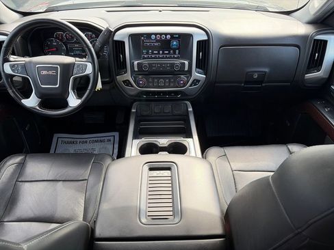 Used 2018 GMC Sierra 1500 SLT w/ SLT Premium Package AWD/4WD image 11