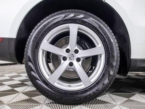 Used 2020 Porsche Macan AWD/4WD image 44