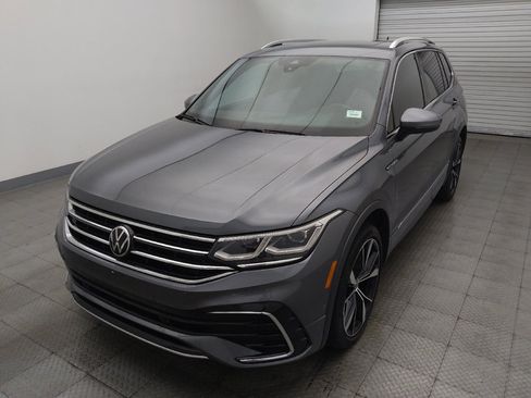 Used 2023 Volkswagen Tiguan SEL R-Line AWD/4WD image 15