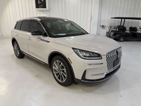 Used 2023 Lincoln Corsair FWD w/ Equipment Group 101A image 7