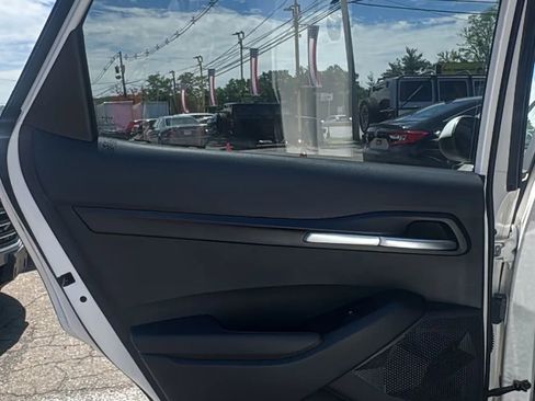 Used 2023 Kia Seltos LX AWD/4WD image 12
