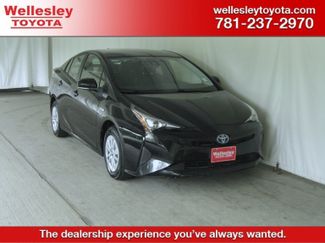 Used 2017 Toyota Prius Two image 1