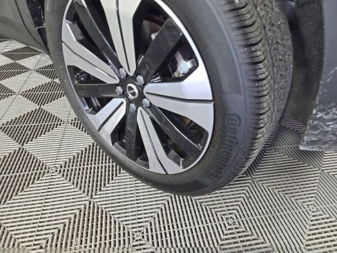 Certified 2023 Volvo XC40 Recharge Plus w/ Protection Package Premier image 12