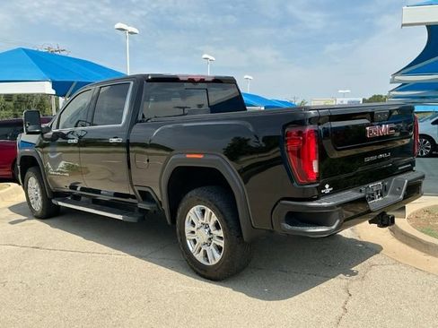 Used 2020 GMC Sierra 2500 Denali w/ Denali Ultimate Package AWD/4WD image 4