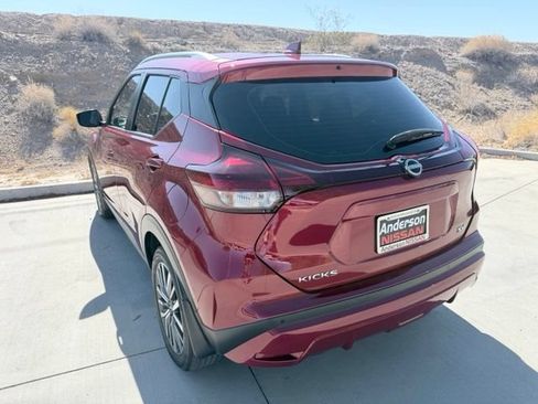 Certified 2024 Nissan Kicks SV FWD image 8