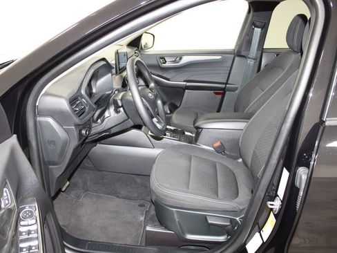 Used 2025 Ford Escape Active image 18