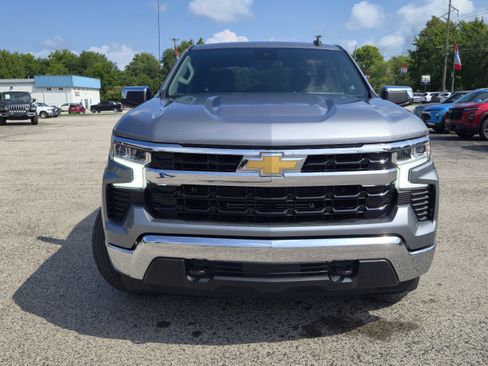 Used 2023 Chevrolet Silverado 1500 LT AWD/4WD image 6