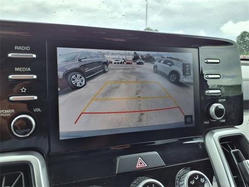 Used 2021 Kia Sorento LX image 30