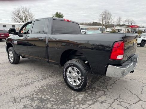 Used 2018 RAM 2500 Tradesman w/ Chrome Appearance Group image 4
