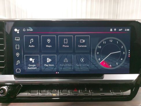 Used 2024 GMC Sierra 2500 SLT w/ SLT Convenience Package image 24