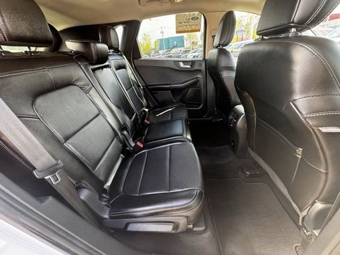 Used 2020 Ford Escape Titanium w/ Titanium Premium Package 2.0 image 16