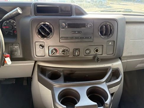 Used 2014 Ford E-250 and Econoline 250 w/ Commercial Cargo Van Package image 17
