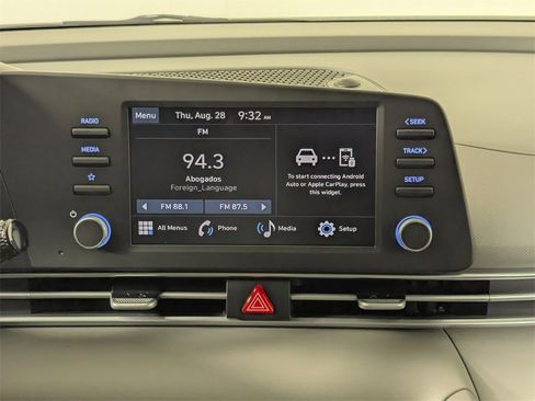 New 2025 Hyundai Elantra SE image 19