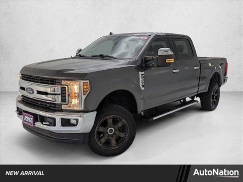 Used 2019 Ford F250 XLT w/ XLT Premium Package image 1