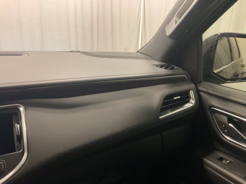 Used 2023 Chevrolet Tahoe LT w/ Luxury Package AWD/4WD image 27