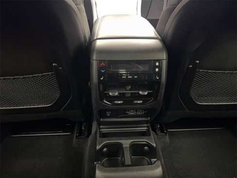 Used 2024 Jeep Grand Cherokee L Limited w/ Luxury Tech Group II image 77