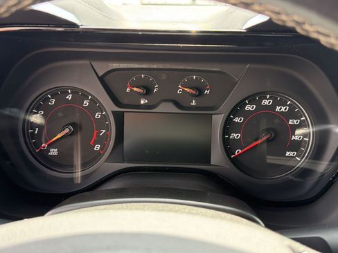 Used 2022 Chevrolet Camaro LT RWD image 20