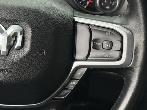 Used 2022 RAM 1500 Big Horn AWD/4WD image 17