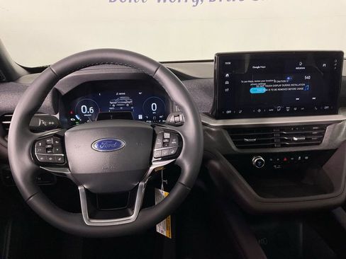 New 2026 Ford Explorer Platinum image 18