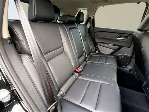New 2026 Nissan Rogue SV w/ SV Premium Package AWD/4WD image 10