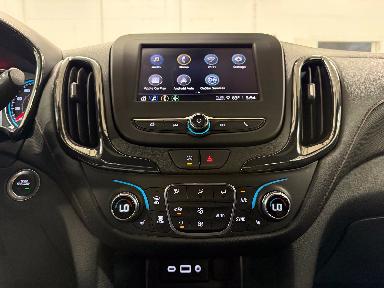 Used 2023 Chevrolet Equinox RS w/ LPO, Floor Liner Package FWD image 14