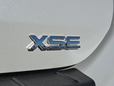 Certified 2023 Toyota Highlander XSE image 15