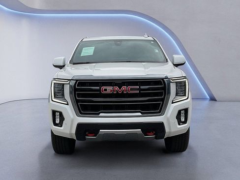 Certified 2022 GMC Yukon AT4 image 8