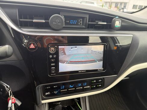 Used 2016 Scion iM FWD image 9