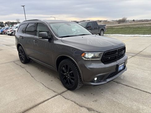 Used 2017 Dodge Durango GT w/ Premium Group image 3