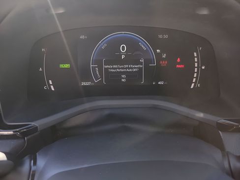 Used 2025 Toyota Camry LE image 28