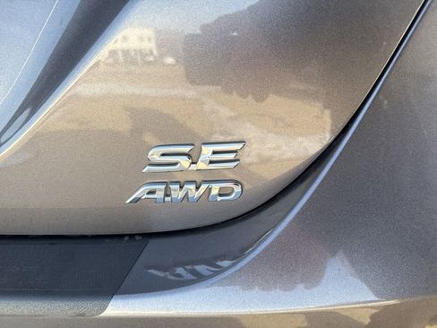 Used 2022 Toyota Camry SE w/ Cold Weather Package image 19