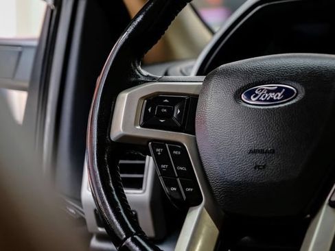 Used 2022 Ford F350 Lariat w/ Lariat Ultimate Package AWD/4WD image 20