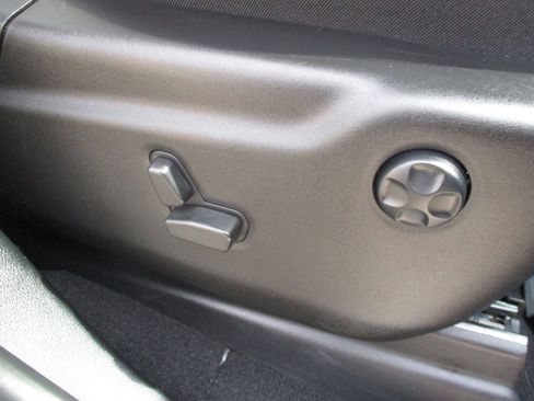 Used 2024 Dodge Durango GT AWD/4WD image 46
