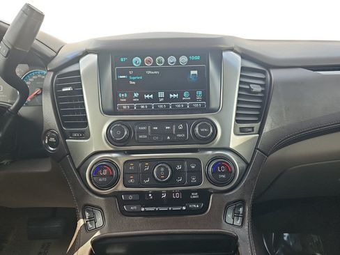 Used 2019 Chevrolet Tahoe Premier AWD/4WD image 17