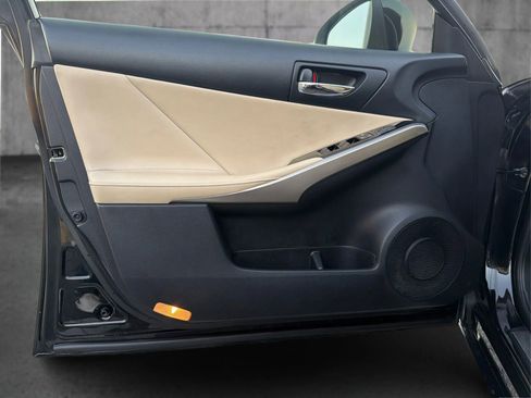 Used 2015 Lexus IS 250 image 20