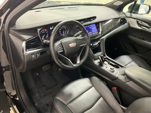Used 2024 Cadillac XT6 Premium Luxury AWD/4WD image 15