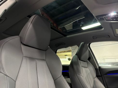 Used 2025 Audi Q5 Premium Plus w/ Premium Plus AWD/4WD image 16
