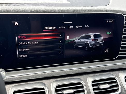 New 2026 Mercedes-Benz GLS 450 4MATIC image 33