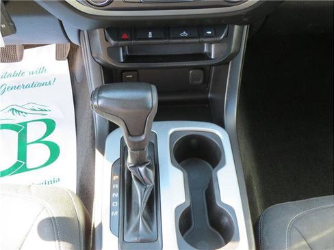 Used 2016 Chevrolet Colorado LT w/ Midnight Edition image 8