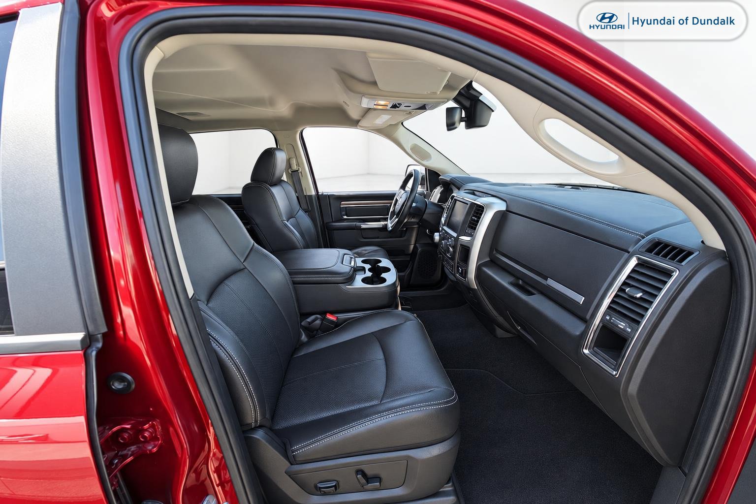 Used 2018 RAM 1500 Laramie w/ Convenience Group AWD/4WD image 6
