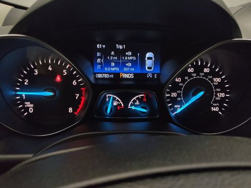 Used 2018 Ford Escape SE w/ SE Sport Appearance Package image 23