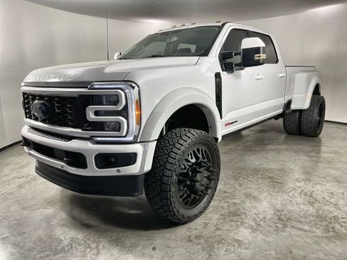 Used 2023 Ford F450 Lariat w/ Lariat Ultimate Package image 4