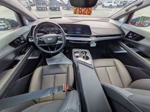 New 2026 Cadillac Optiq Sport 2 AWD/4WD image 30