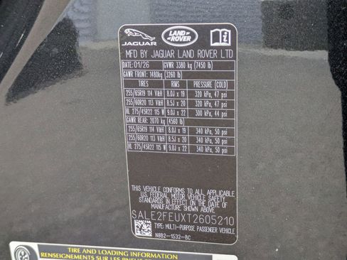 New 2026 Land Rover Defender 130 X-Dynamic SE AWD/4WD image 35