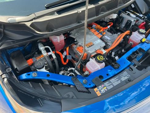 Used 2022 Chevrolet Bolt LT FWD image 44