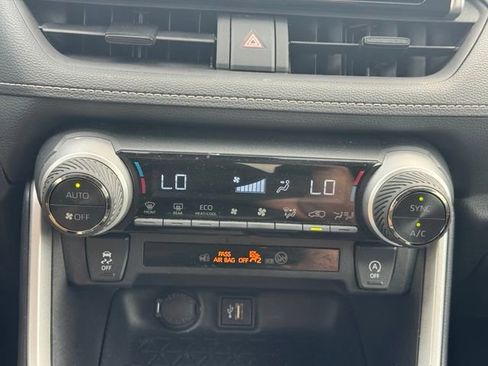 Used 2024 Toyota RAV4 XLE FWD image 24